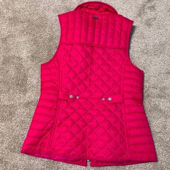Marc New York Andrew Marc Fuscia Zip Up Quilted Puffer Vest Women’s Size Small - Picture 2 of 5